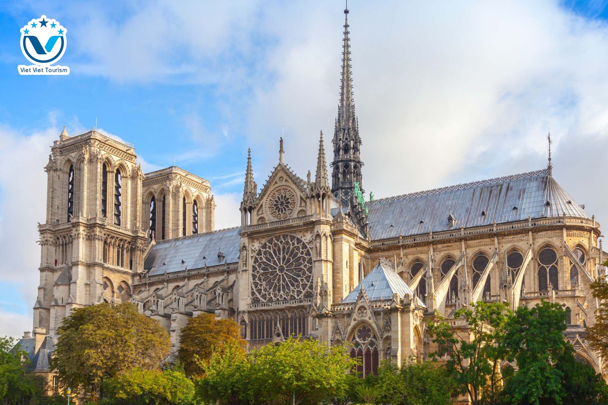 EU VVT Notre Dame de Paris