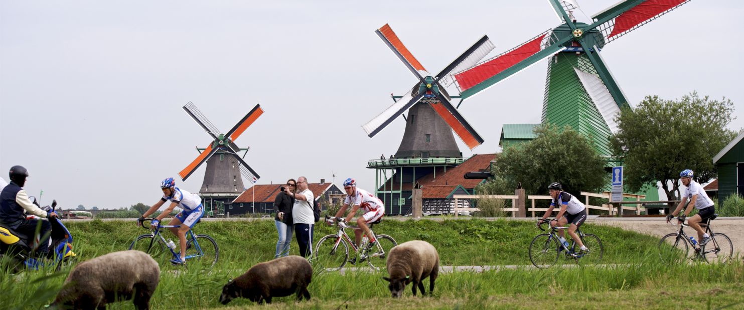 150109131113 windmills gallery 4 cyclists and tourists