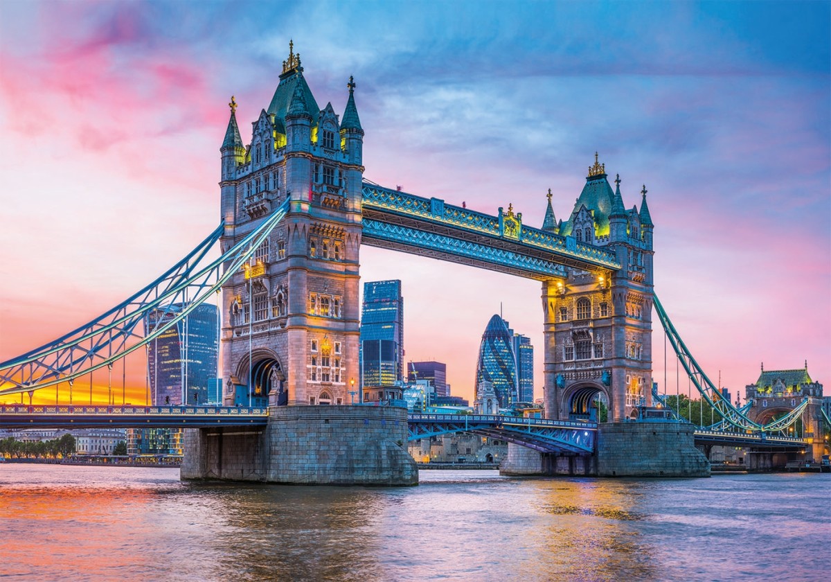 nine shoking facts about tower bridge in london