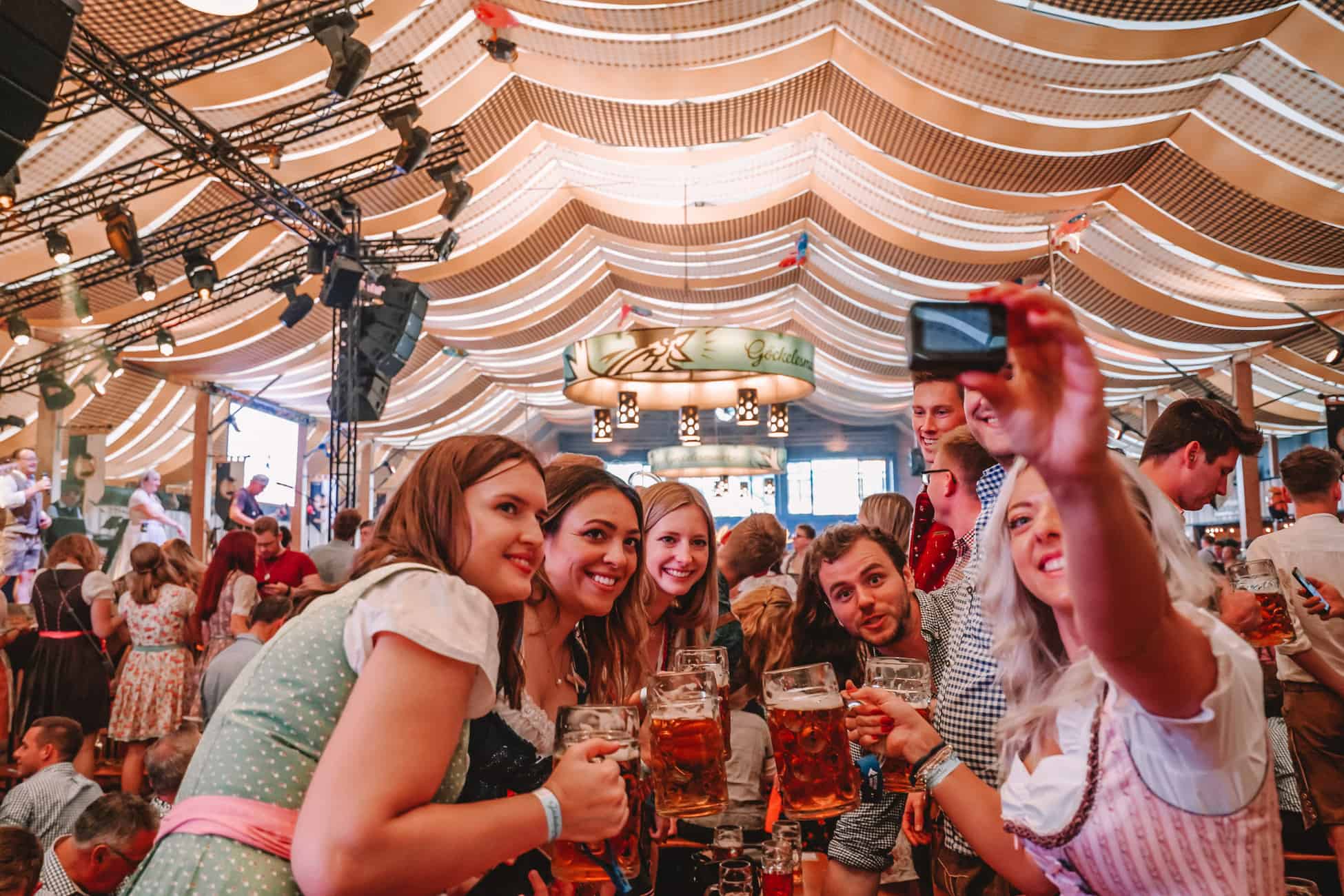 Cannstatter Volksfest1