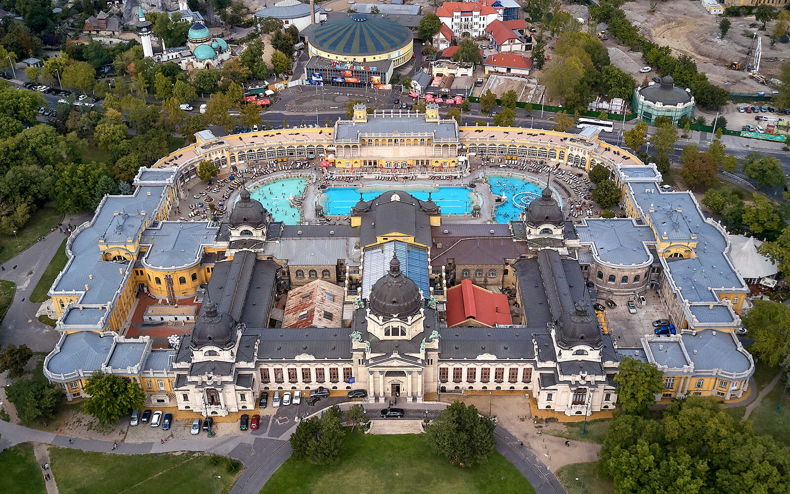 Szechenyi Bath Hungary5 1