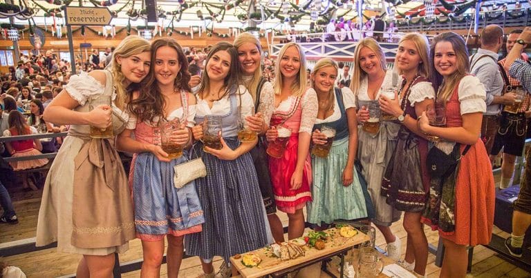 Oktoberfest – Lễ hội bia lớn nhất thế giới
