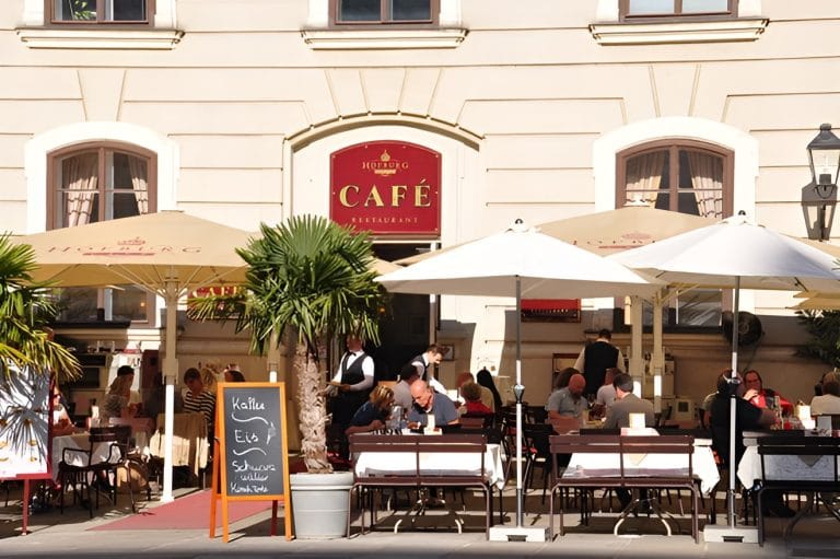 Văn hóa cà phê ở Vienna – Một kiểu sang trọng kiểu cũ