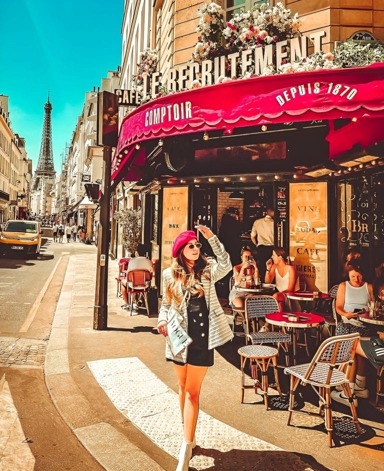 Những quán café cổ điển ở Paris lưu giữ “hồn” nước Pháp