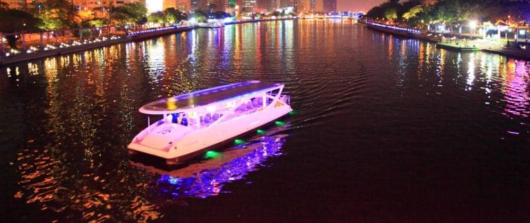 Sông Ái Hà: Vẻ đẹp trữ tình giữa lòng thành phố Cao Hùng, Đài Loan